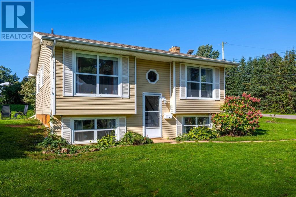19 Pamwayne Drive, Cornwall
