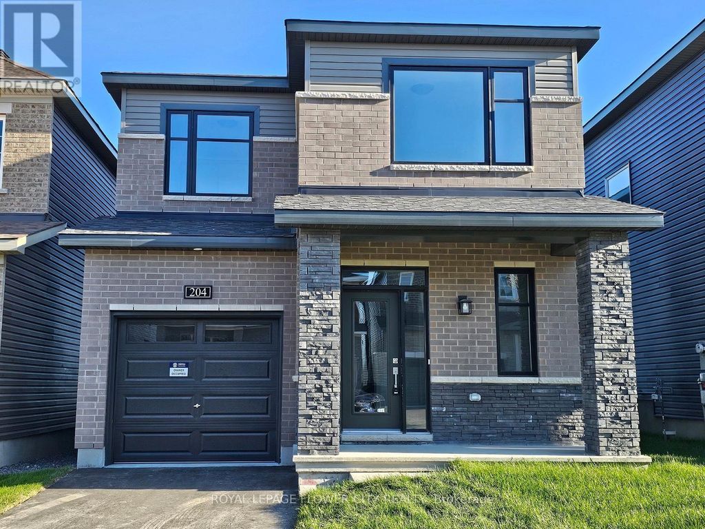 204 Elsie Macgill Walk, Ottawa