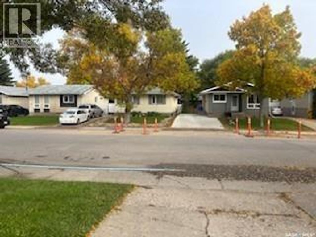 147 Thomson Avenue, Regina