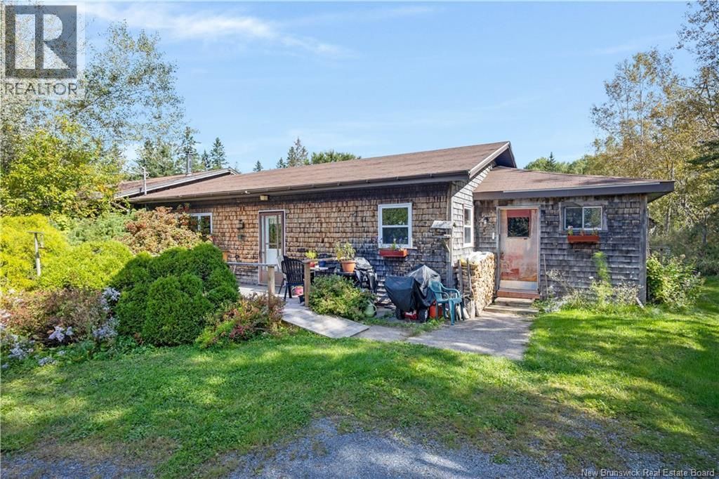 72 River Road, Passekeag