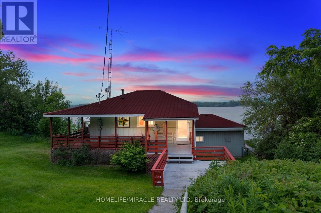 11278 Loyalist Parkway, Prince Edward County (picton Ward)