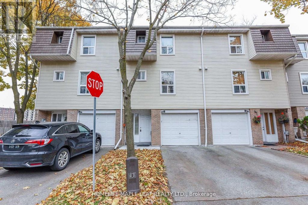 85 Enmount Drive, Brampton (southgate)