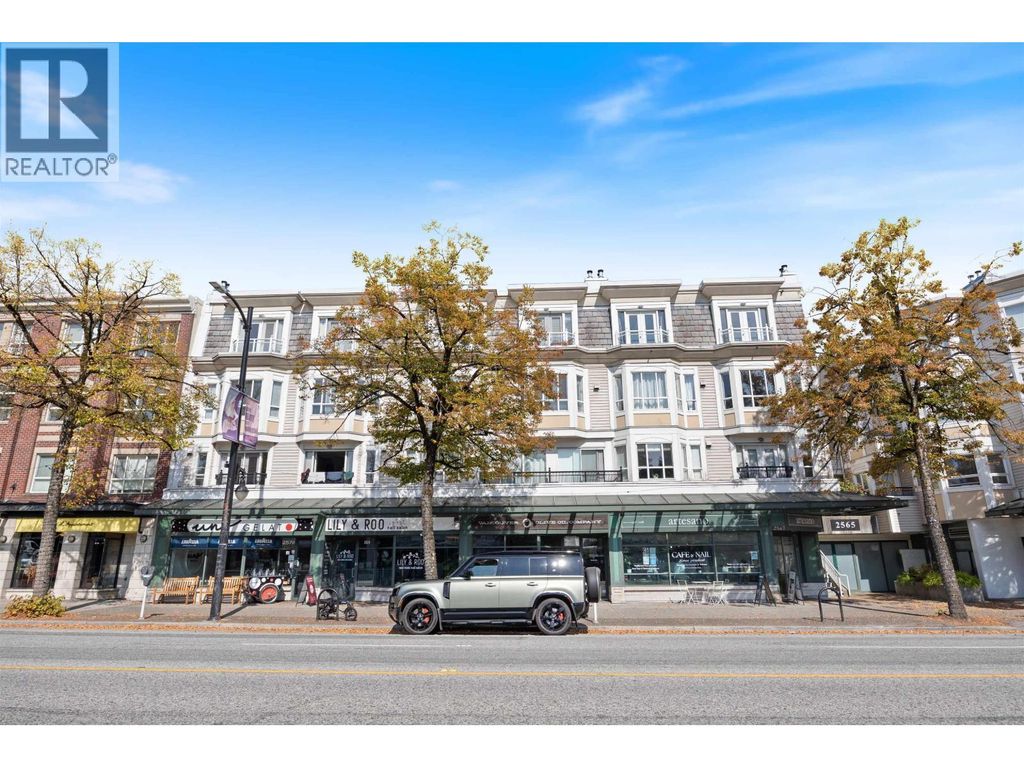 316 2565 W Broadway Street, Vancouver