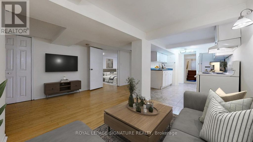 Lower - 177 Wheeler Avenue, Toronto (the Beaches)