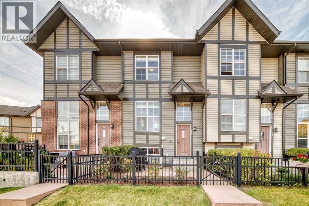 89 New Brighton Common Se, Calgary