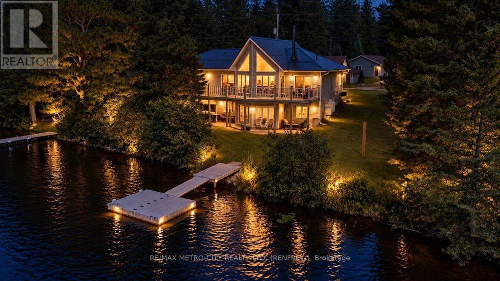 144 Flying Club Road, Greater Madawaska