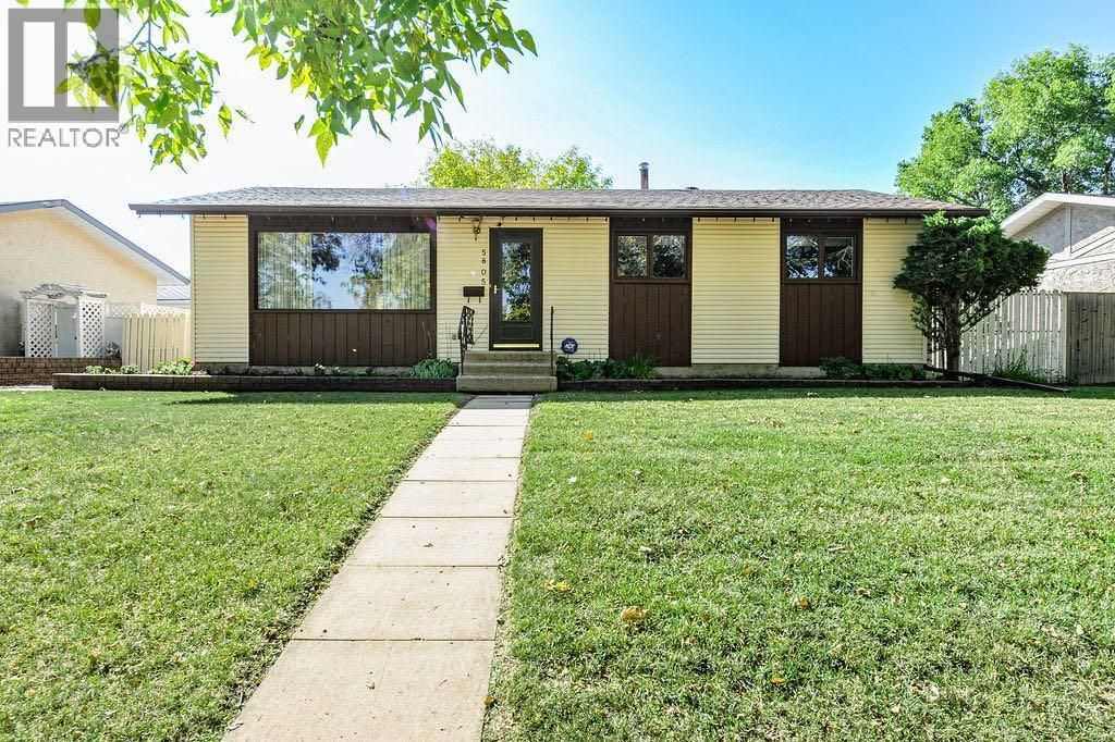 5805 43 Avenue, Camrose