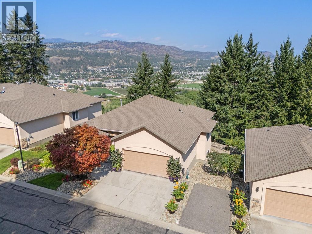 2300 Silver Place Unit# 3, Kelowna