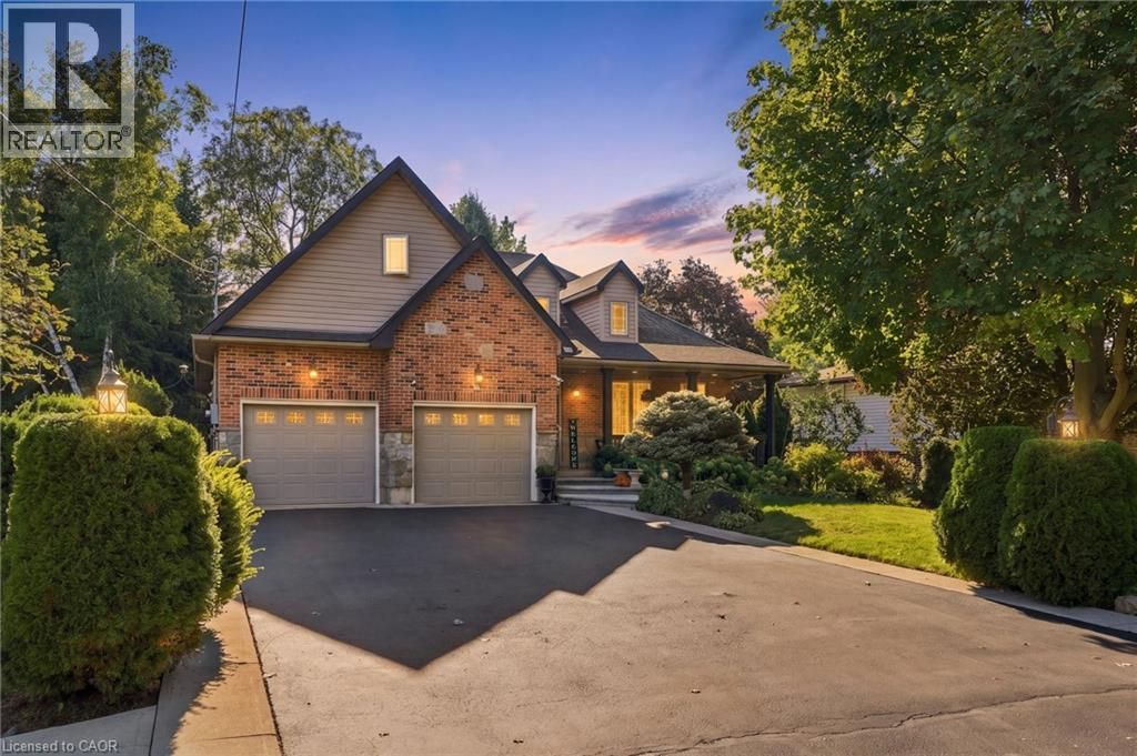 4 Summit Drive, Waterdown