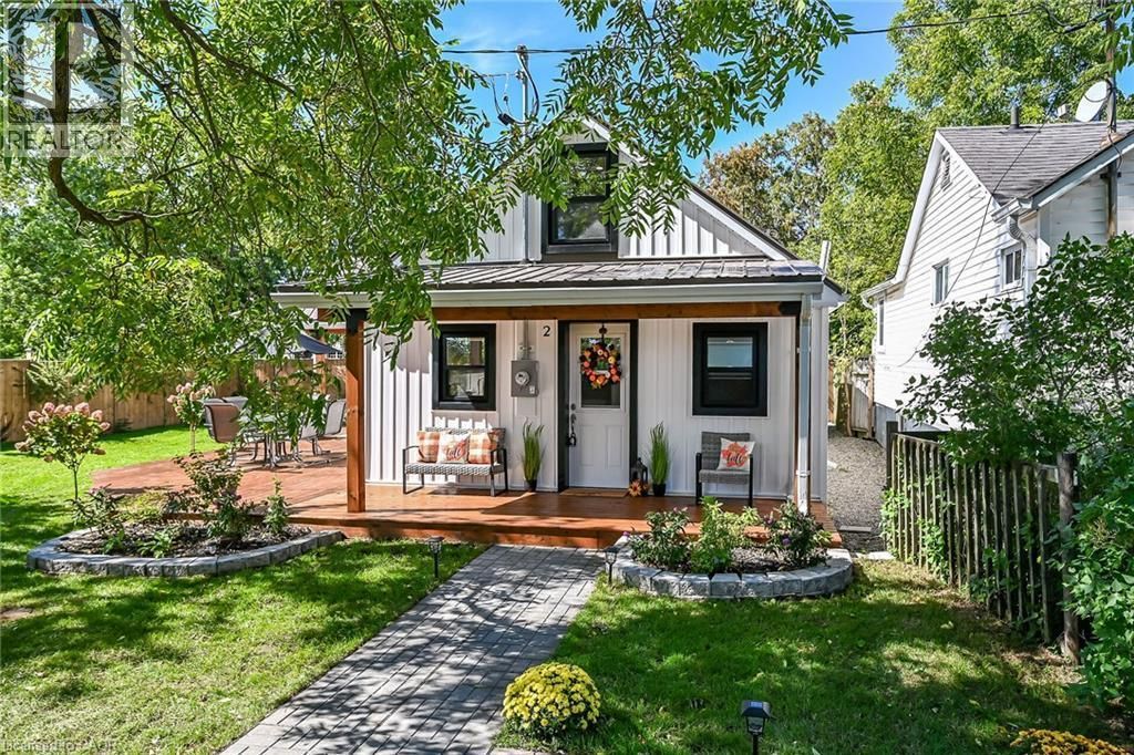 2 Centre Street, Hagersville