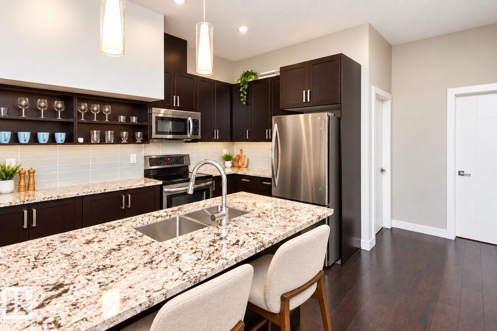 #404 10238 103 St Nw, Edmonton