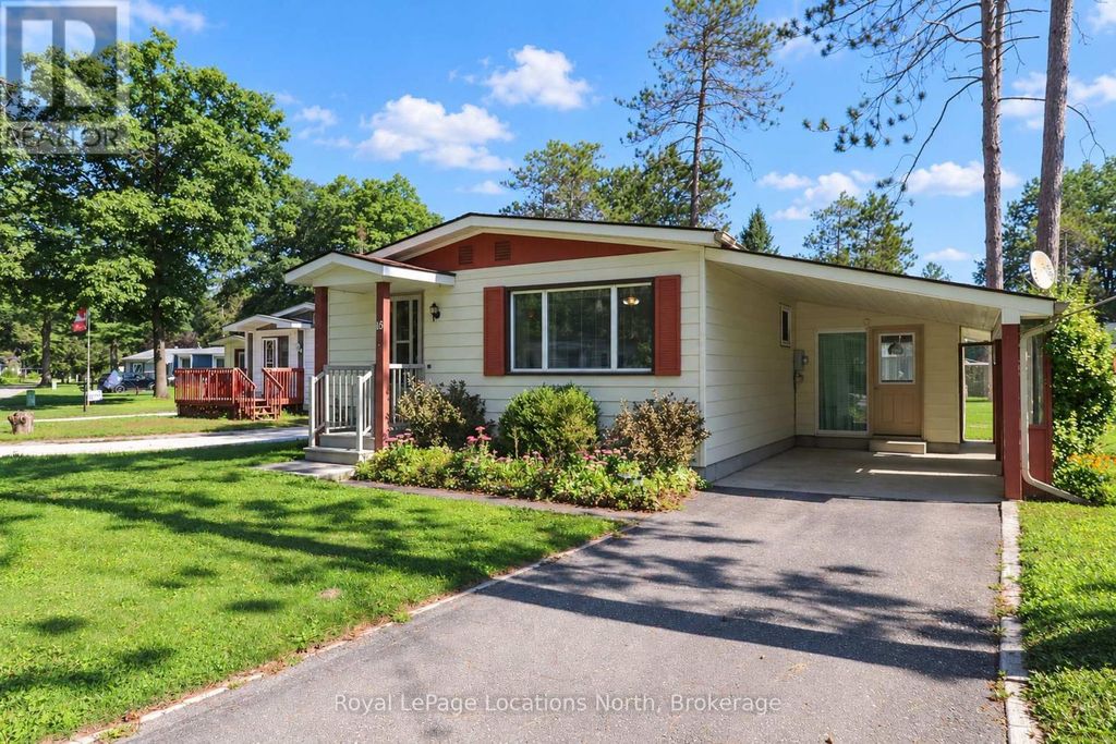 16 Sinclair Avenue S, Wasaga Beach