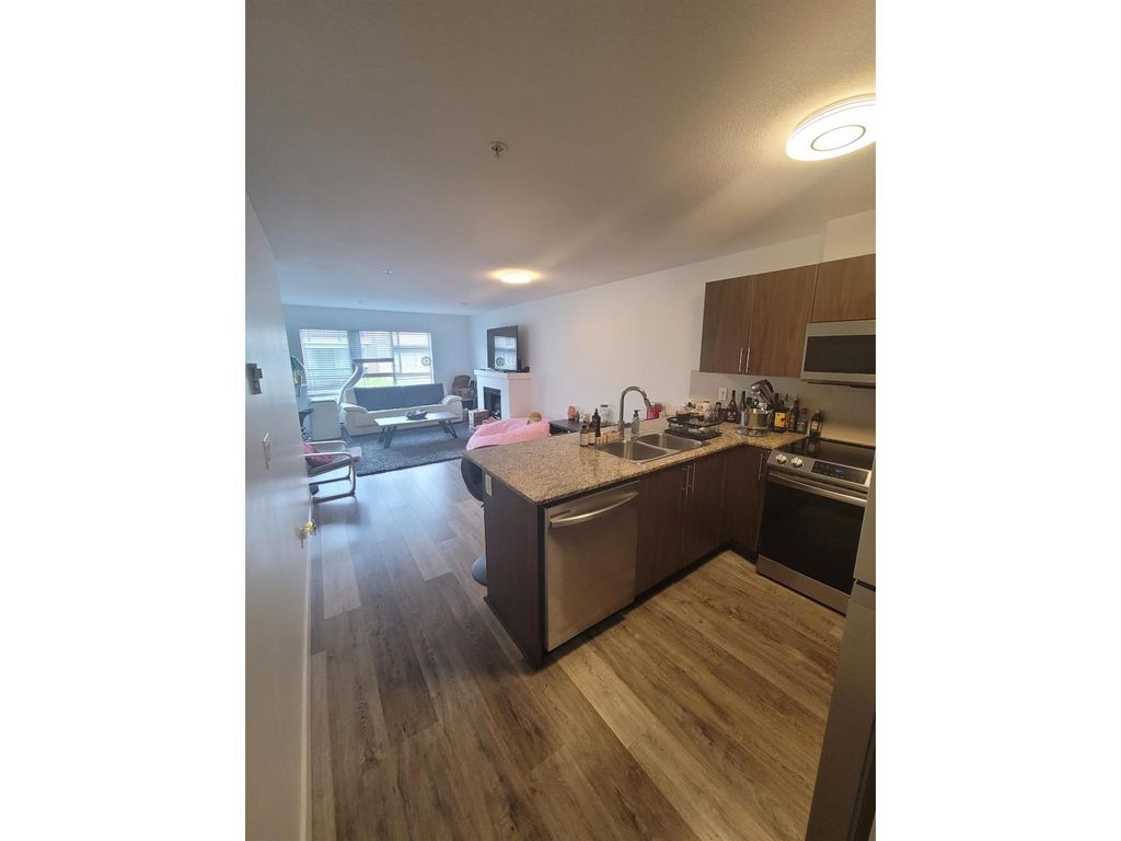 A307 8929 202 Street, Langley