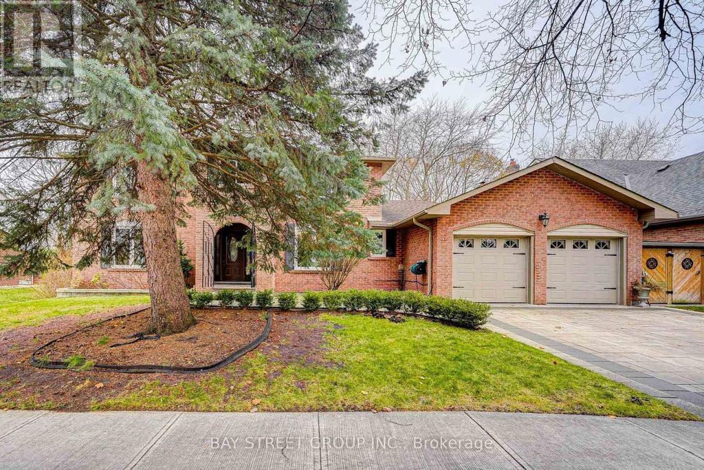 220 Arichat Road, Oakville (fd Ford)