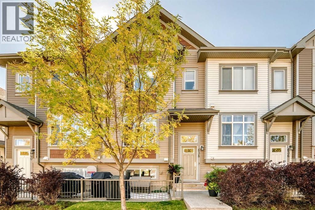 638 Copperpond Boulevard Se, Calgary