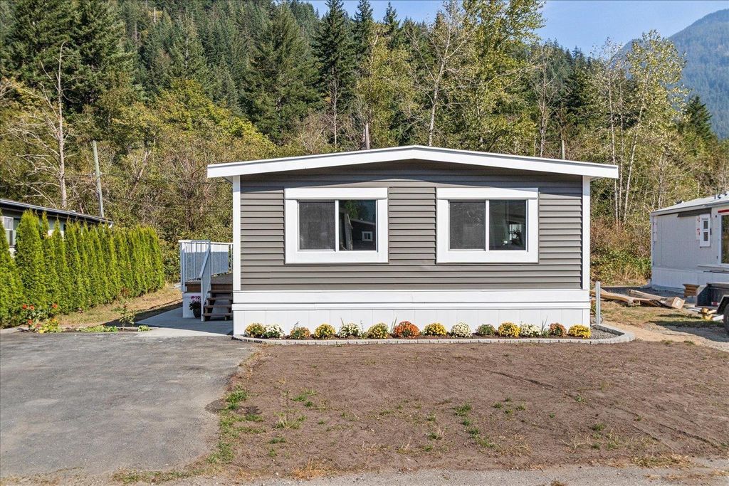 50 65367 Kawkawa Lake Road|hope, Hope