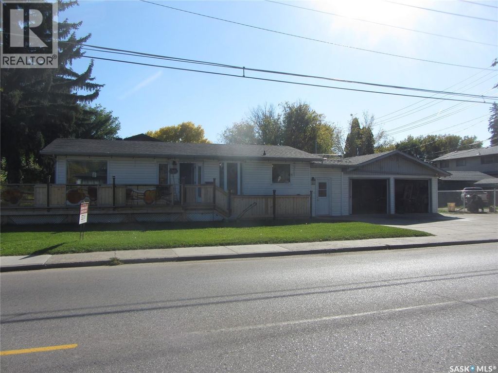 2400 Mcpherson Avenue, Saskatoon