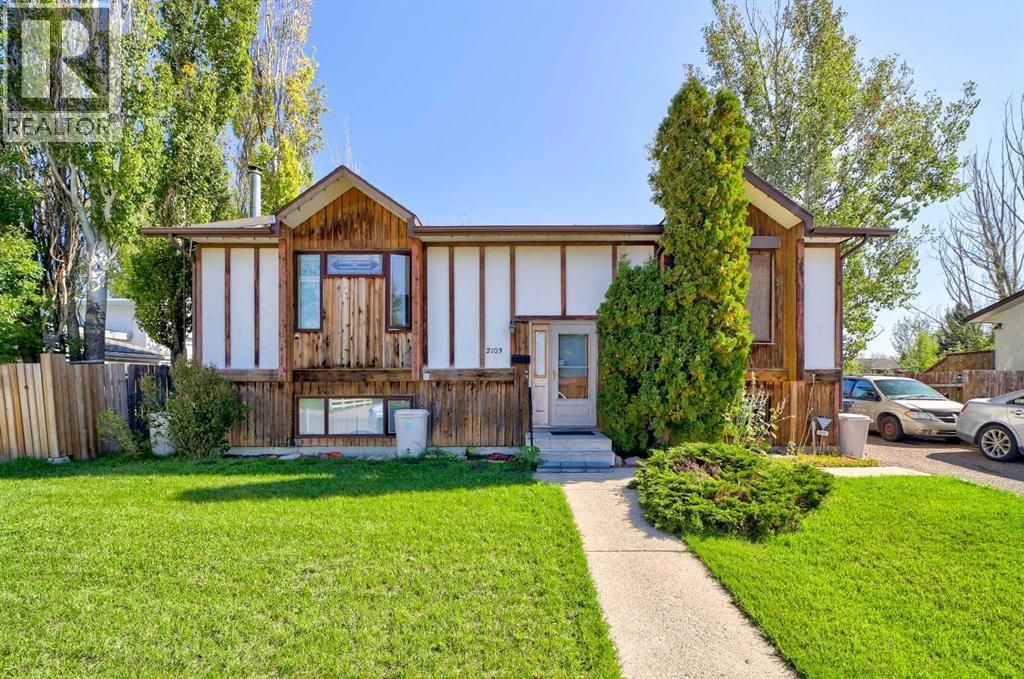 2103 10a Street, Coaldale