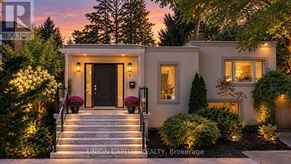 3 Elton Crescent, Toronto (long Branch)