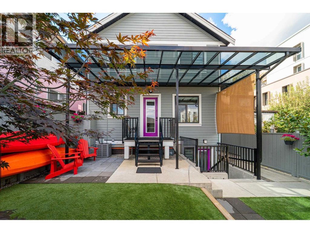 960 Renfrew Street, Vancouver