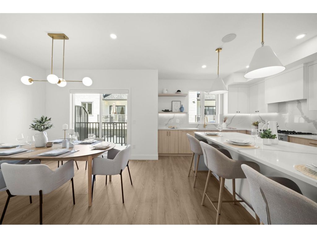 83 16358 90 Avenue, Surrey