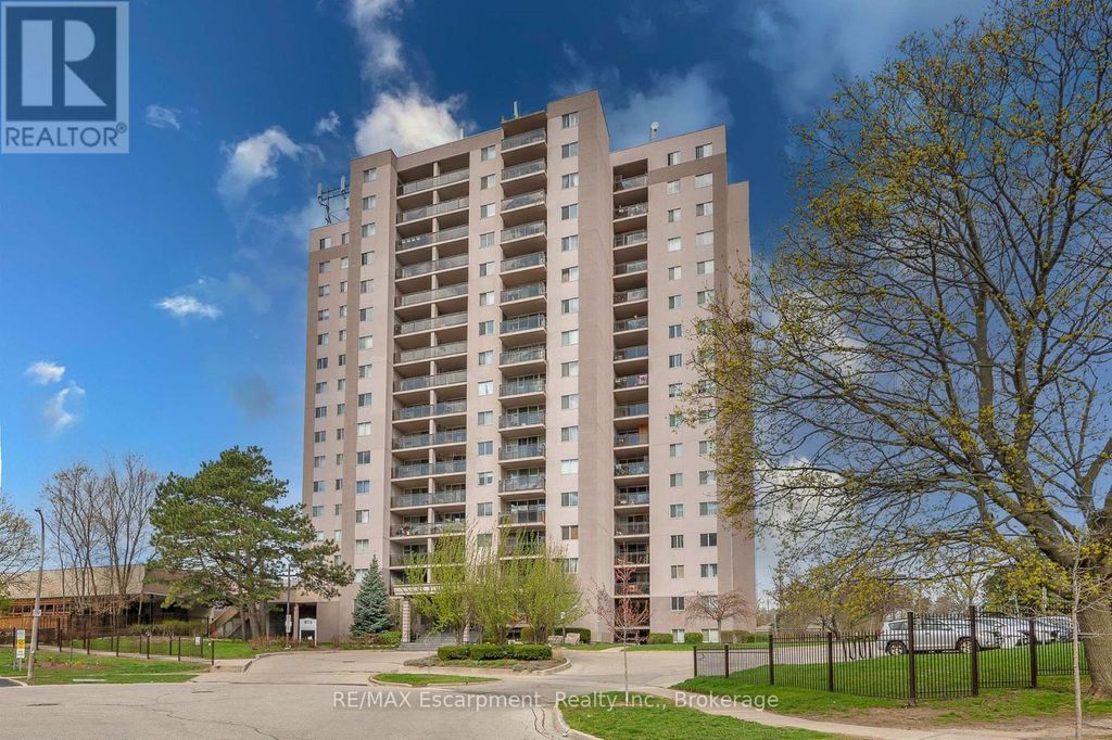 310 - 975 Warwick Court, Burlington (lasalle)