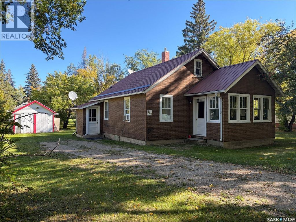 417 3rd Avenue, Semans