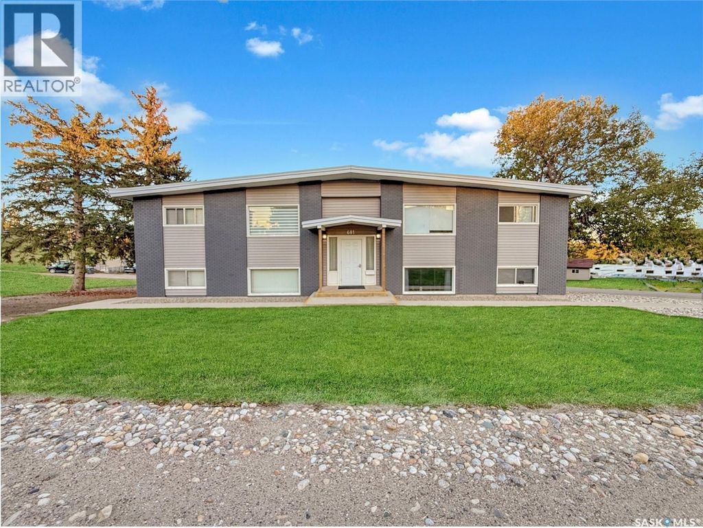 601 6th Avenue Ne, Swift Current