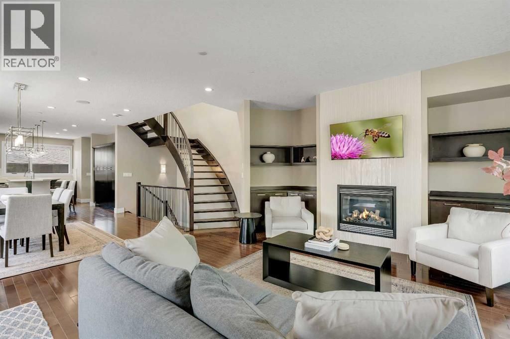 1721 44 Avenue Sw, Calgary