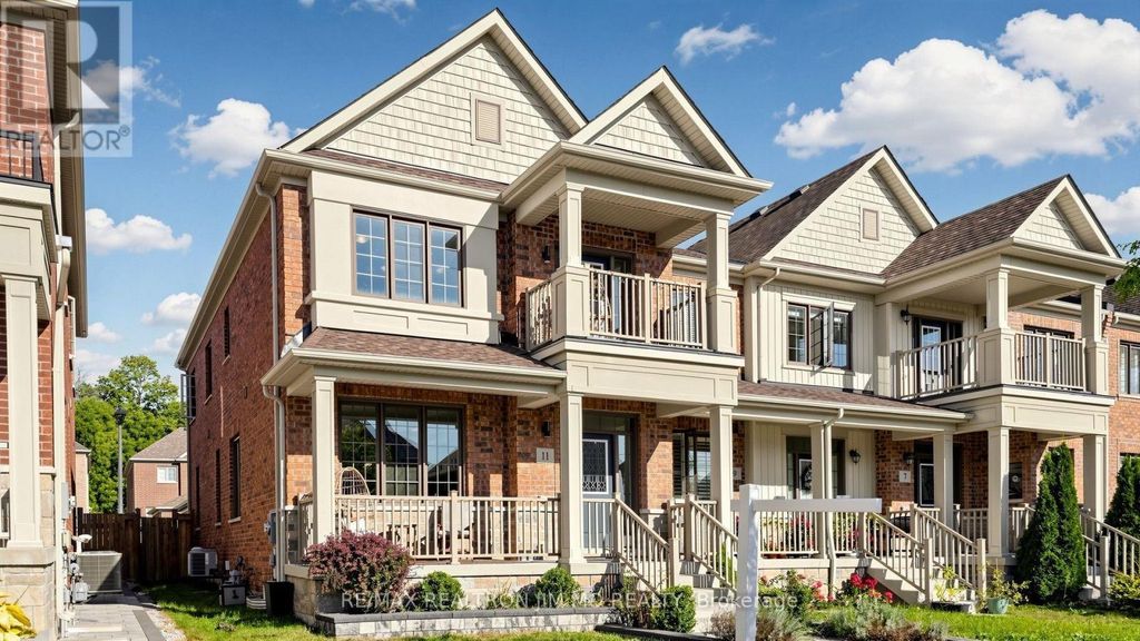 11 Carratuck Street, East Gwillimbury (sharon)