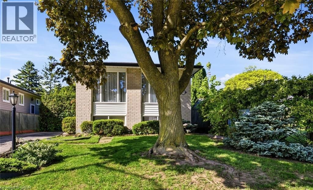 450 Brigadoon Drive, Hamilton