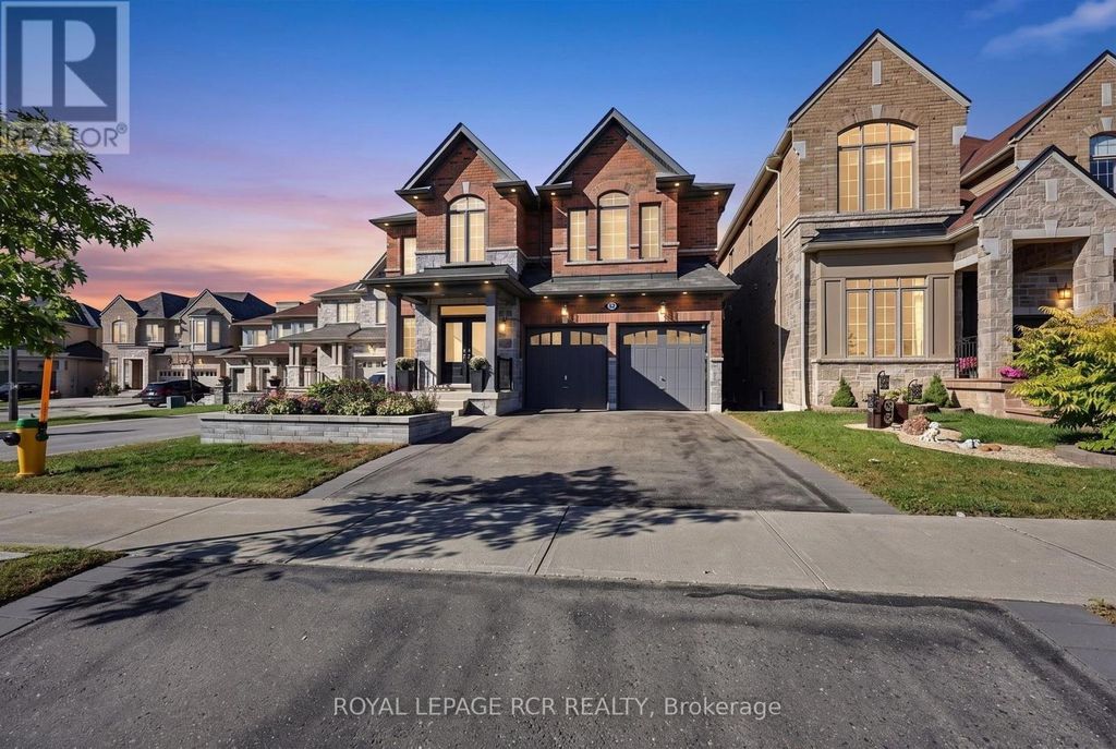 52 Hackett Street, East Gwillimbury (sharon)