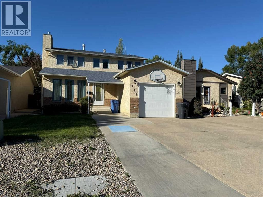 114 Red Crow Boulevard W, Lethbridge