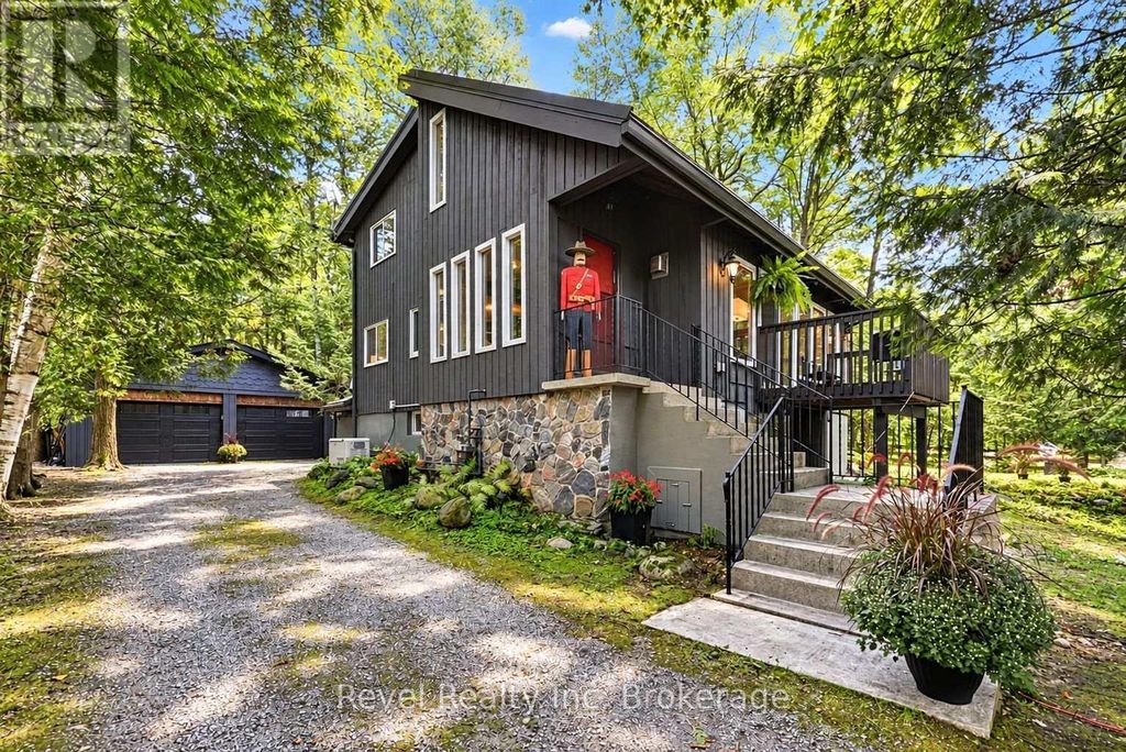 33 Greenwood Drive, Tiny