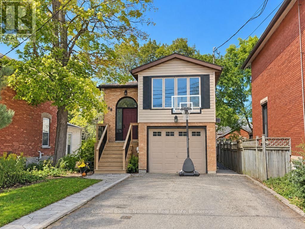 108 Toronto Street, Guelph (st. Patrick's Ward)