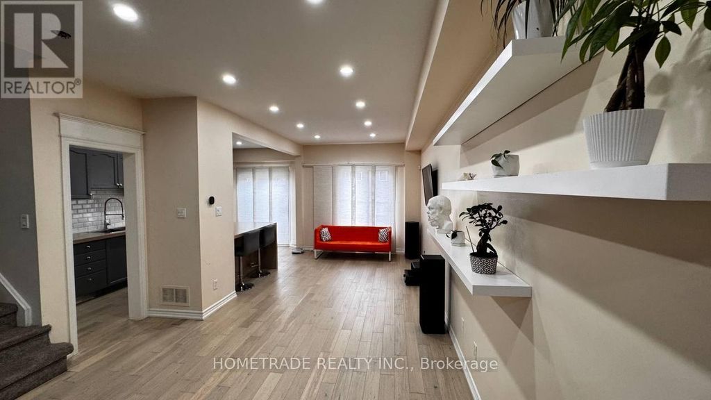 231 Denise Circle, Newmarket (summerhill Estates)