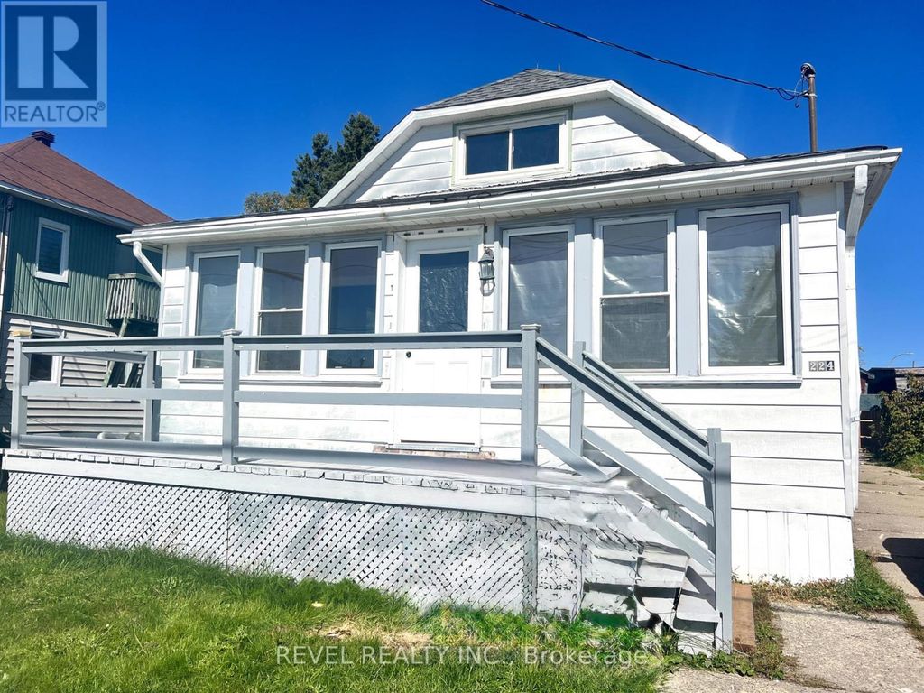 224 Main Street, Smooth Rock Falls (srf)