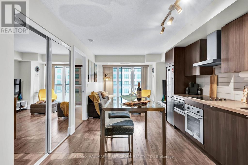 501 - 300 Front Street W, Toronto (waterfront Communities)