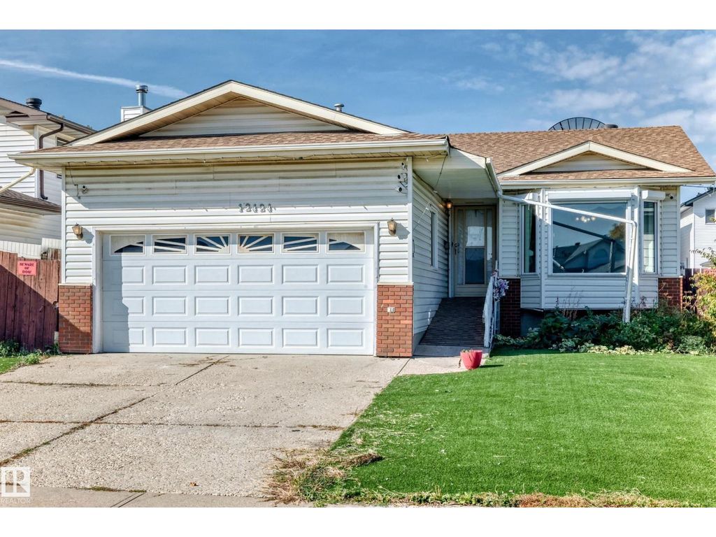12424 46 St Nw Nw, Edmonton