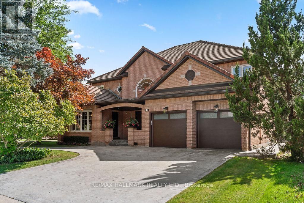 18 Ardmore Crescent, Richmond Hill (bayview Hill)