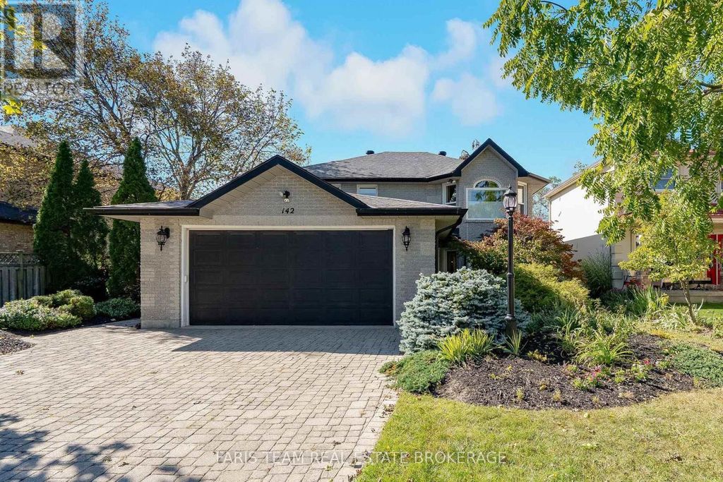 142 Nelson Street, Barrie (grove East)