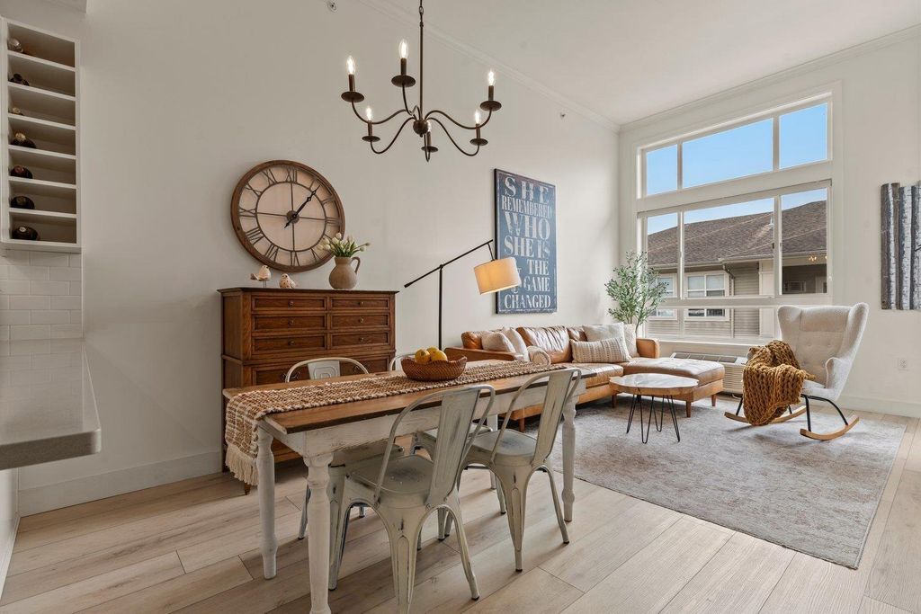 405 9130 Corbould Street|chilliwack Proper West, Chilliwack