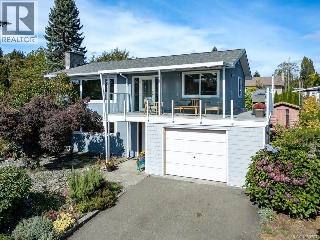 2158 Downey Ave, Comox