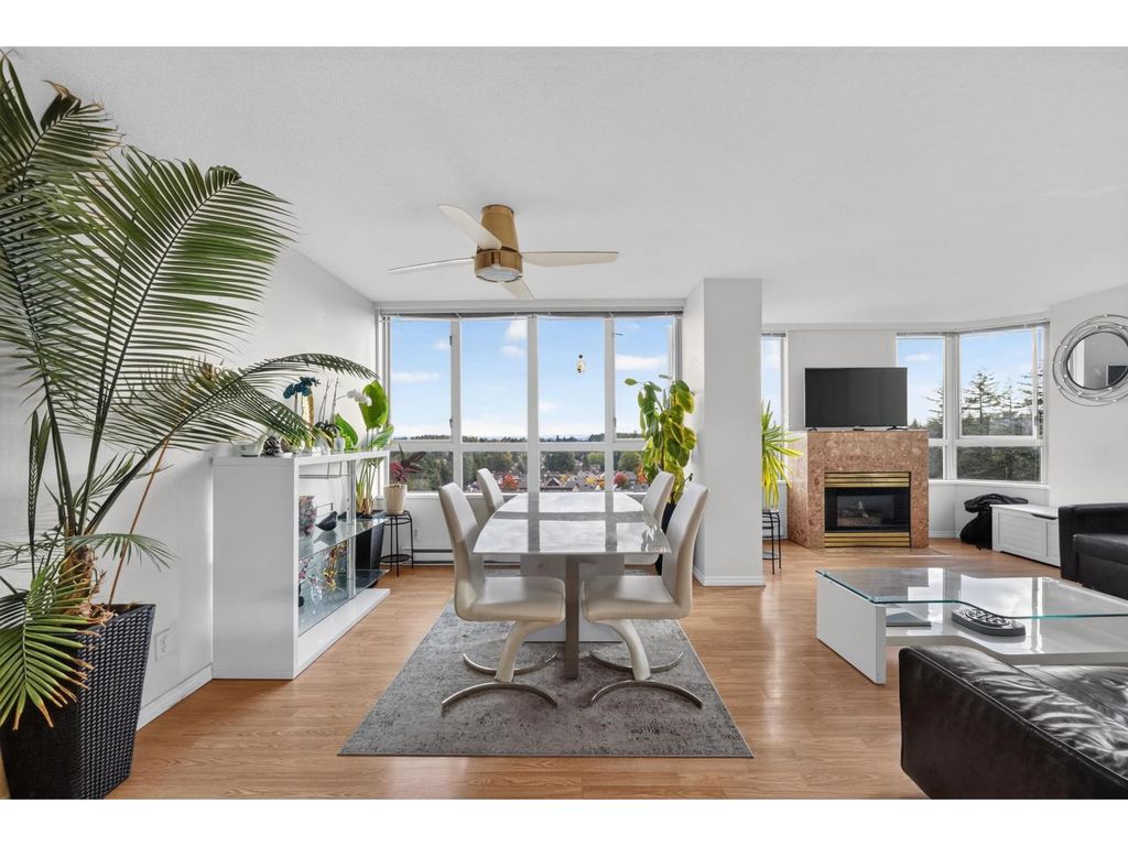 1502 10082 148 Street, Surrey