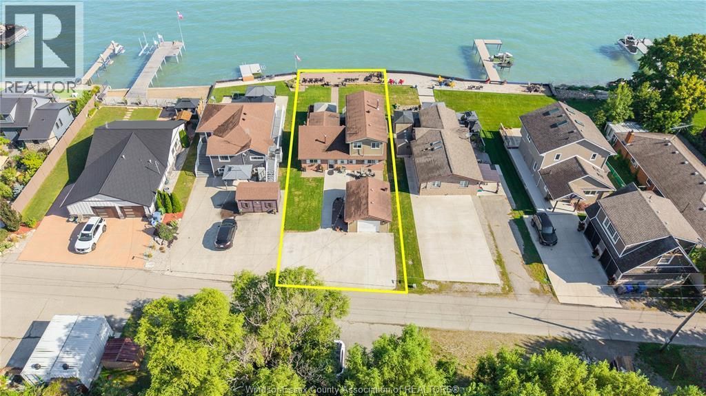 1328 Shoreline Avenue, Lakeshore