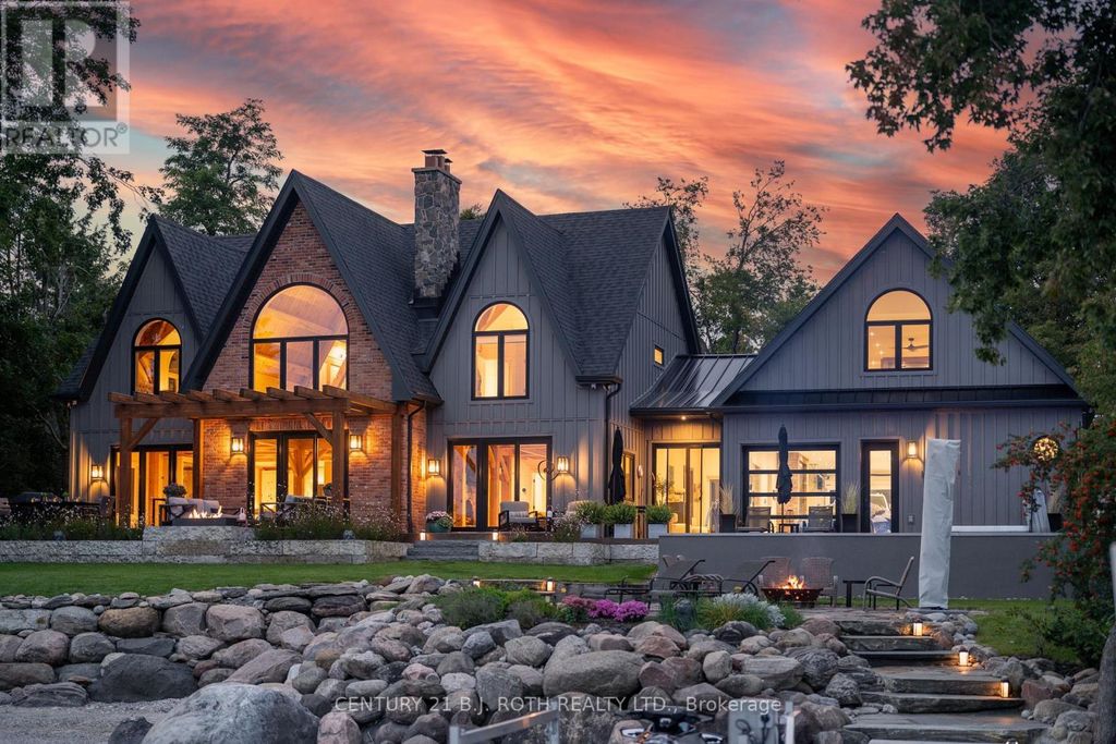 247 Lakeshore Road W, Oro-Medonte (hawkestone)