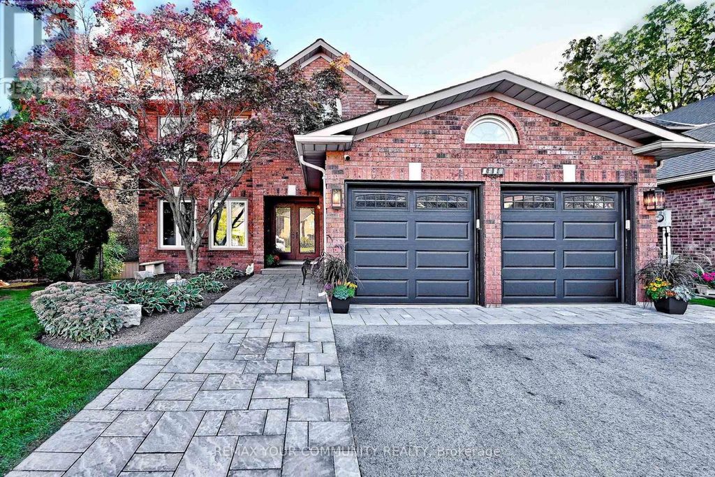 1530 Canada Court, Oakville (cp College Park)