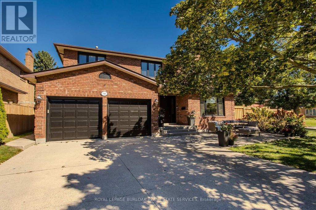 541 Hambling Court, Burlington (roseland)