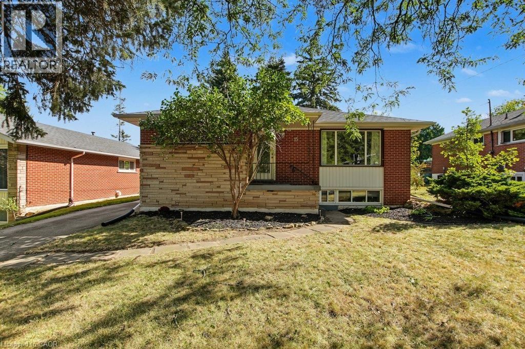 15 Carwyn Crescent, Hamilton
