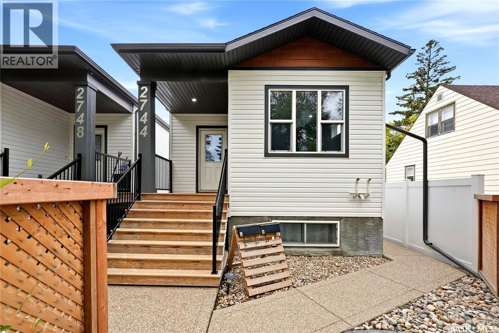 2744 Mackay Street, Regina
